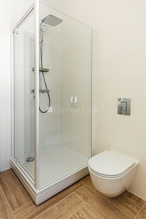 Fasādes māja, dzīvokļu skaits ēkā  5 gab., apsaimniekošanas maksa mēnesī 110 EUR, zaļā Jūrmala - foto 19