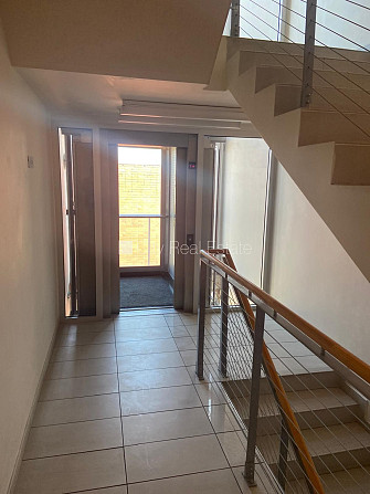 Projekts - Tomsona terases 2, pazemes autostāvvieta, ir lifts, terase 9,2 m2, guļamistabu skaits Rīga - foto 13