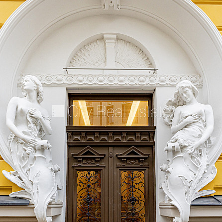 Fasādes māja, renovēta māja, uzstādīti saules enerģijas paneļi, labiekārtots apzaļumots Rīga - foto 17