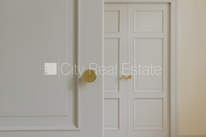 Fasādes māja, renovēta māja, uzstādīti saules enerģijas paneļi, labiekārtots apzaļumots Rīga - foto 6