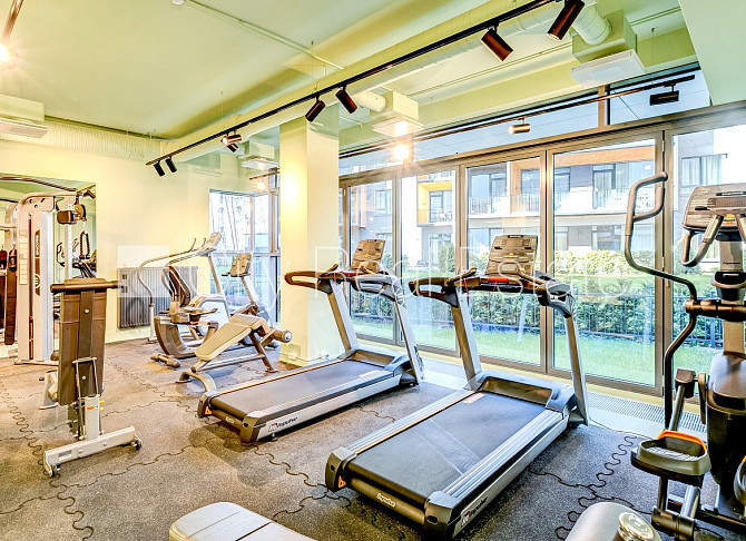 Земля в собственности, новостройка, монолитные бетонные стены, благоустроенная Юрмала - изображение 11