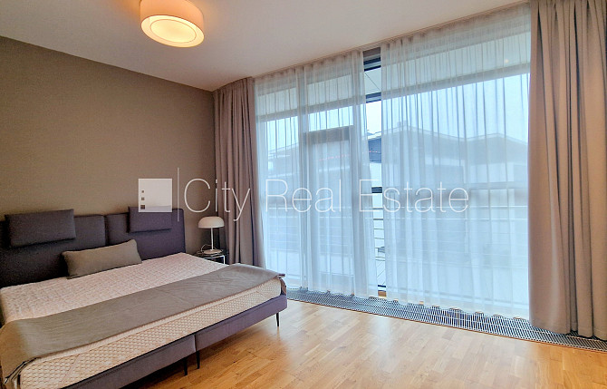 Новостройка, фасадный дом, благоустроенная озеленённая территория, место для Юрмала - изображение 7