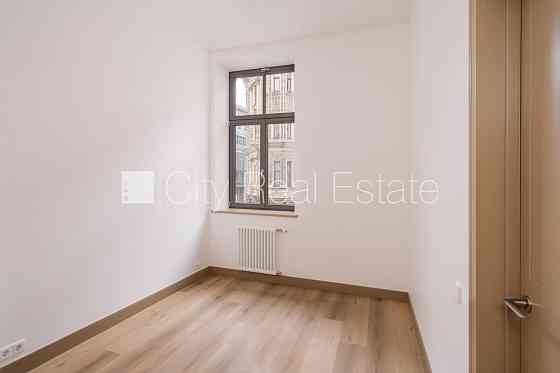 Проект - Place 4, фасадный дом, реновированный дом, лифт, лестничная клетка после Rīga