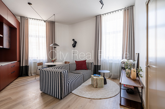 Проект - Place 4, фасадный дом, реновированный дом, лифт, лестничная клетка после Рига - изображение 1