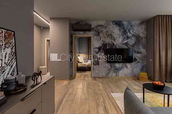 Новостройка, фасадный дом, зеленая территория, подземная стоянка, озеленённая Юрмала