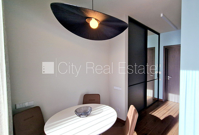 Jaunceltne, fasādes māja, labiekārtota apzaļumota teritorija, pazemes autostāvvieta, ieeja no Jūrmala - foto 16