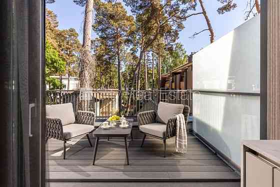 Эта квартира сдается в аренду посуточно (краткосрочная аренда), стоимость аренды Юрмала