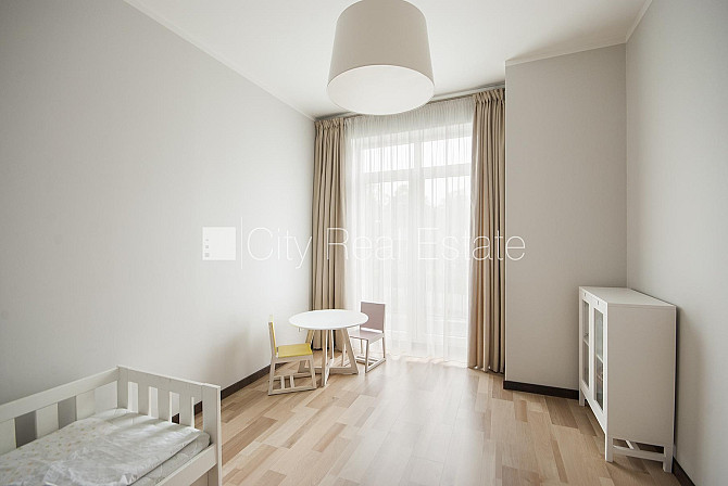 Jaunceltne, labiekārtota apzaļumota teritorija, slēgta teritorija, iežogota teritorija ar koka Jūrmala - foto 5