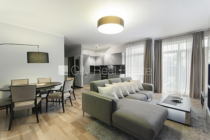 Jaunceltne, labiekārtota apzaļumota teritorija, slēgta teritorija, iežogota teritorija ar koka Jūrmala - foto 1