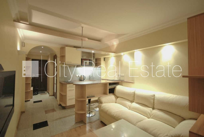 Новостройка, фасадный дом, благоустроенная озеленённая территория, Рига - изображение 17