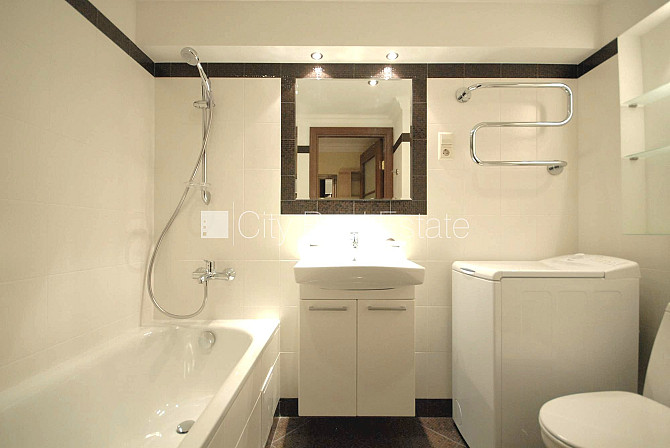 Новостройка, фасадный дом, благоустроенная озеленённая территория, Рига - изображение 19