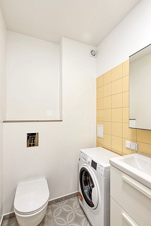 Fasādes māja, slēgts pagalms, logi vērsti uz pagalma pusi, guļamistabu skaits 2 gab., studio Rīga - foto 18