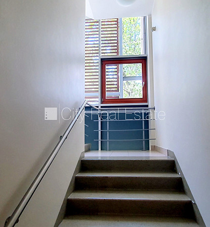 Projekts - Jūras Pils, zeme īpašumā, jaunceltne, labiekārtota apzaļumota teritorija, slēgta Jūrmala - foto 11