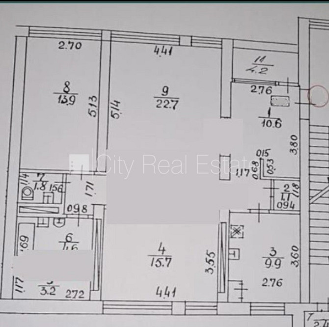 Labiekārtots apzaļumots pagalms, slēgts pagalms, teritorijas iebrauktuves vārti aprīkoti ar Rīga - foto 13