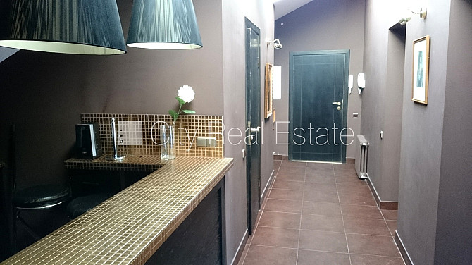 Mansards, ir lifts, franču balkons, logi vērsti uz pagalma pusi, viena istaba izolēta, Rīga - foto 7