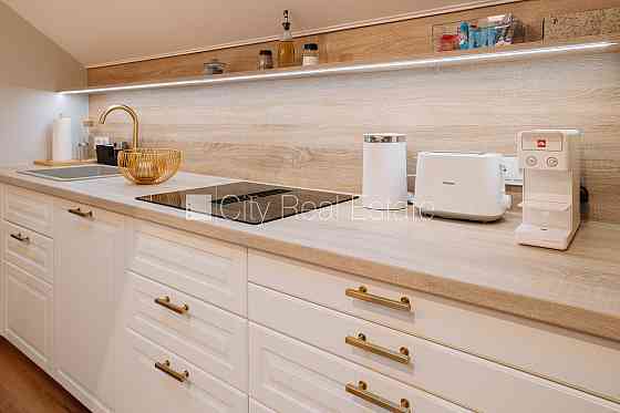 Новостройка, благоустроенный озеленённый двор, закрытый двор, озеленённая Jūrmala