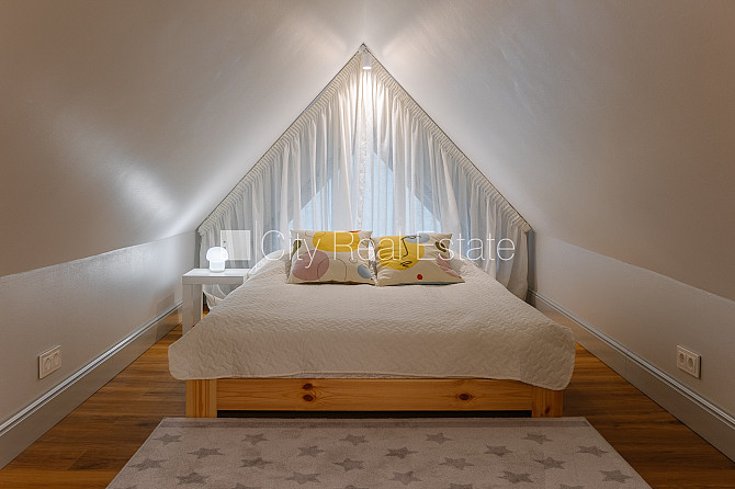 Jaunceltne, labiekārtots apzaļumots pagalms, slēgts pagalms, apzaļumota teritorija ar jaunu Jūrmala - foto 13