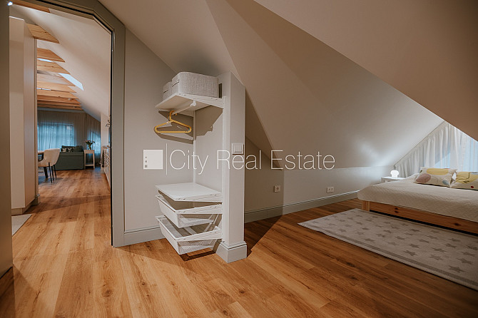 Jaunceltne, labiekārtots apzaļumots pagalms, slēgts pagalms, apzaļumota teritorija ar jaunu Jūrmala - foto 12