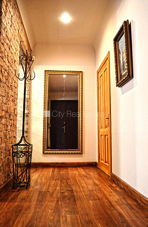 Pagalma ēka, slēgts pagalms, logi vērsti mājas abās pusēs, plašs skats no loga, guļamistabu Rīga - foto 16