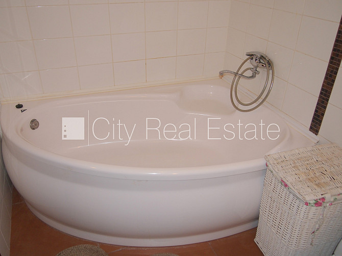 Šo dzīvokli izīrē pa diennaktīm (īstermiņa īre), īres cena sludinājumā norādīta par Rīga - foto 13