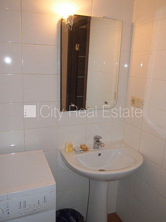 Šo dzīvokli izīrē pa diennaktīm (īstermiņa īre), īres cena sludinājumā norādīta par Rīga - foto 11