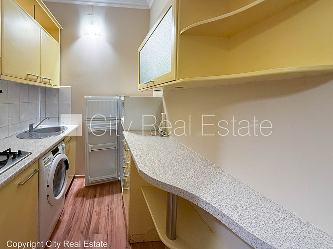 Pagalma māja, slēgts pagalms, ieeja no pagalma, logi vērsti uz pagalma pusi, guļamistabu skaits Rīga - foto 6