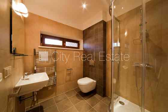 Проект - Апоги, благоустроенная озеленённая территория, территория обнесена Rīga