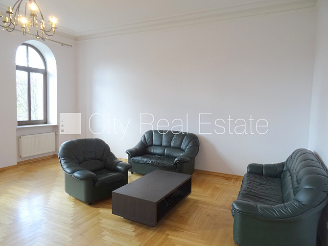 Zeme īpašumā, fasādes māja, renovēta māja, mainīts Jumta segums, viena kvadrātmetra Rīga - foto 6