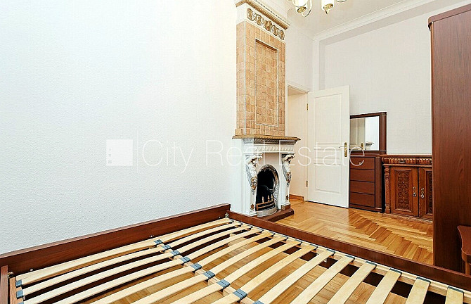 Zeme īpašumā, fasādes māja, renovēta māja, mainīts Jumta segums, viena kvadrātmetra Rīga - foto 13