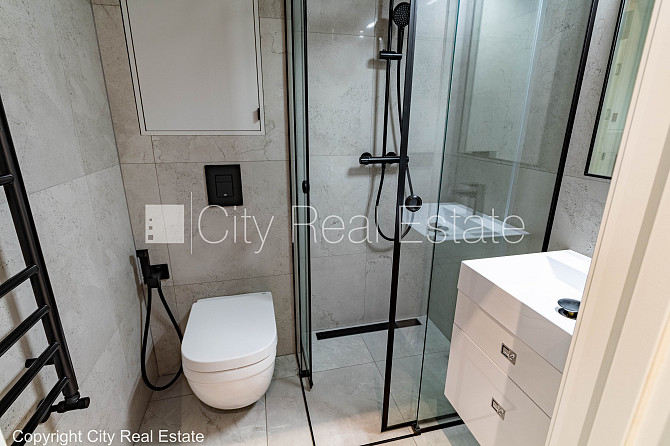 Pagalma māja, renovēta māja, labiekārtots apzaļumots pagalms, slēgts pagalms, ieeja no Rīga - foto 15