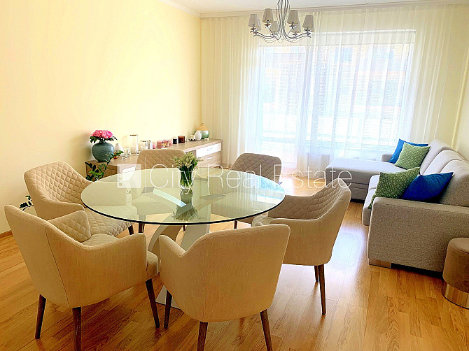 Проект - Бикерниеки, здание во дворе, благоустроенный озеленённый двор, Рига - изображение 1