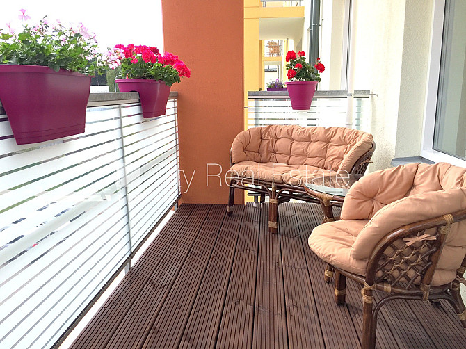 Проект - Бикерниеки, здание во дворе, благоустроенный озеленённый двор, Рига - изображение 2