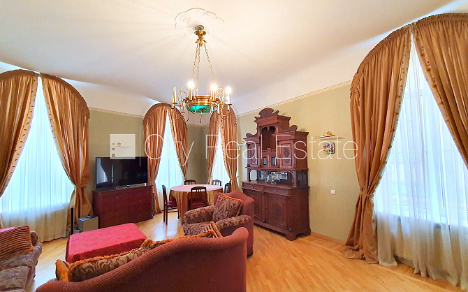 Fasādes māja, renovēta māja, ķieģeļu mūra sienas, fasāde ar dekoratīvo apmetumu, Rīga - foto 1