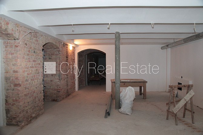 Об условиях аренды возможно договориться инивидуально, фасадный дом, закрытый Рига - изображение 2