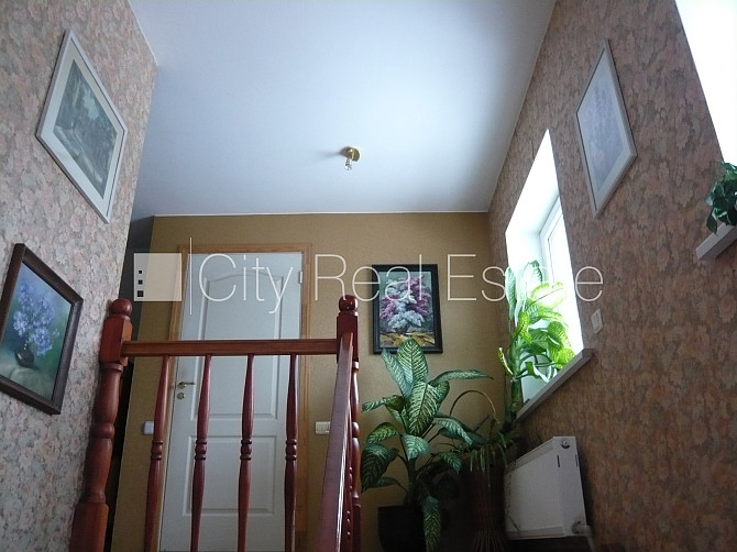 Labiekārtots apzaļumots pagalms, bruģēts piebraucamais ceļš, iežogota teritorija ar metāla Jelgava un Jelgavas novads - foto 7