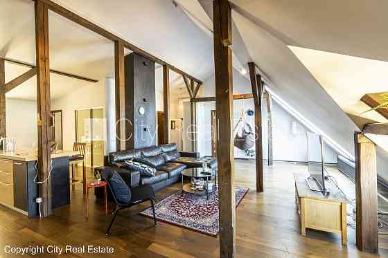 Фасадный дом, реновированный дом, закрытый двор, апартаменты люкс, мансарда, Rīga