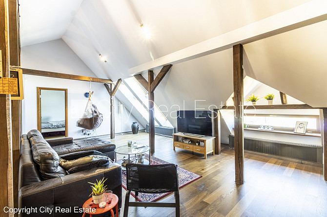 Fasādes māja, renovēta māja, slēgts pagalms, luksuss apartamenti , mansards, kāpņu telpa Rīga - foto 1