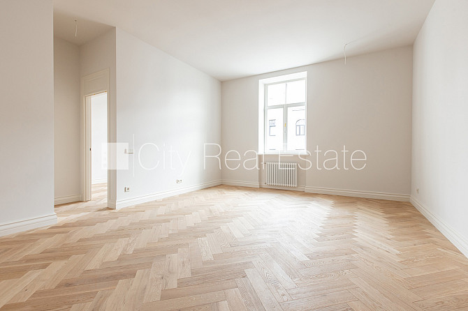 Pagalma ēka, renovēta māja, slēgts pagalms, ir lifts, kāpņu telpa pēc kapitālā remonta, Rīga - foto 2