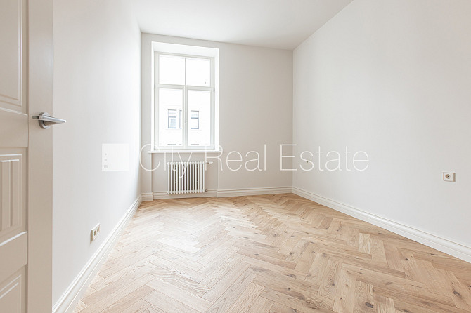 Pagalma ēka, renovēta māja, slēgts pagalms, ir lifts, kāpņu telpa pēc kapitālā remonta, Rīga - foto 13