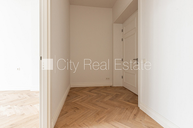 Pagalma ēka, renovēta māja, slēgts pagalms, ir lifts, kāpņu telpa pēc kapitālā remonta, Rīga - foto 5