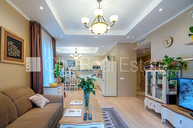 Zeme īpašumā, jaunceltne, pagalma māja, labiekārtota apzaļumota teritorija, iežogota Jūrmala - foto 1