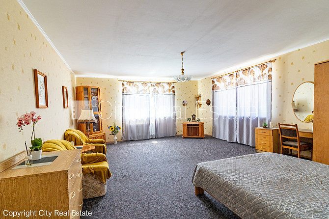 Земля в собственности, частный дом, зеленая территория 2600 м2, закрытый двор, место Юрмала - изображение 20