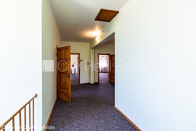 Земля в собственности, частный дом, зеленая территория 2600 м2, закрытый двор, место Юрмала - изображение 18