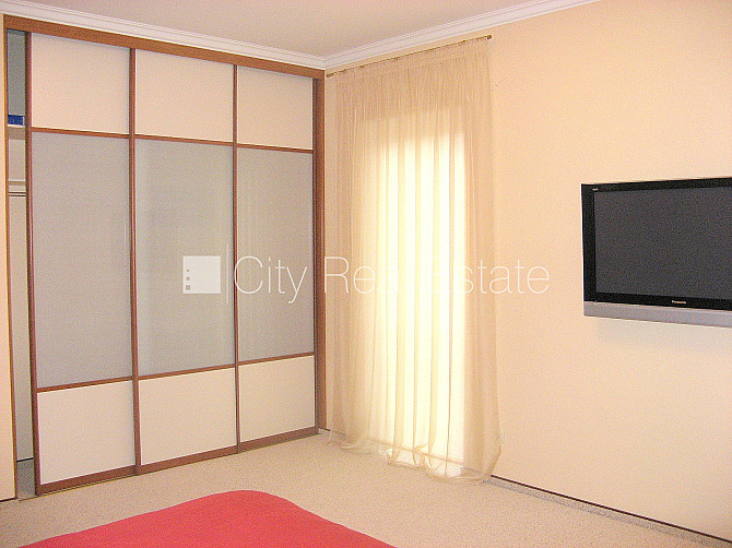 Projekts - Jūras Pils, zeme īpašumā, jaunceltne, fasādes māja, labiekārtota apzaļumota Jūrmala - foto 4