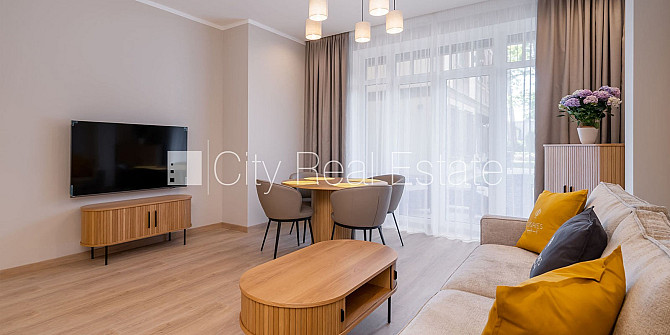 Jaunceltne, fasādes māja, labiekārtots apzaļumots pagalms, pazemes autostāvvieta, ieeja no Jūrmala - foto 16