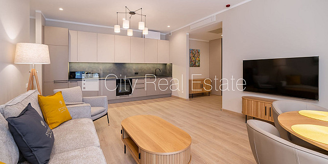 Jaunceltne, fasādes māja, labiekārtots apzaļumots pagalms, pazemes autostāvvieta, ieeja no Jūrmala - foto 15