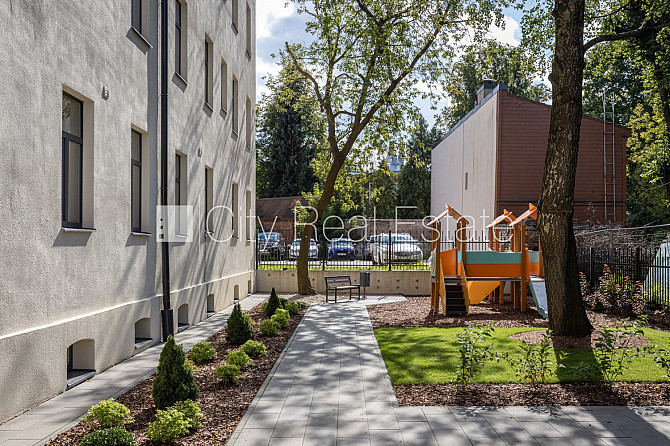 Домовладение, реновированный дом, благоустроенный озеленённый двор, в доме новая Рига - изображение 12