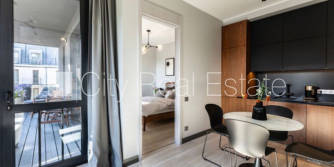 Новостройка, благоустроенный озеленённый двор, лифт, терасса 11.3 м2, количество Рига - изображение 2