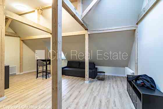 Фасадный дом, реновированный дом, благоустроенная озеленённая территория, лифт, Рига