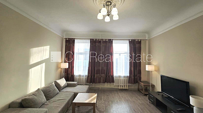 Fasādes māja, slēgts pagalms, iespēja nomāt autostāvvietu, ieeja no pagalma, logi vērsti Rīga - foto 14